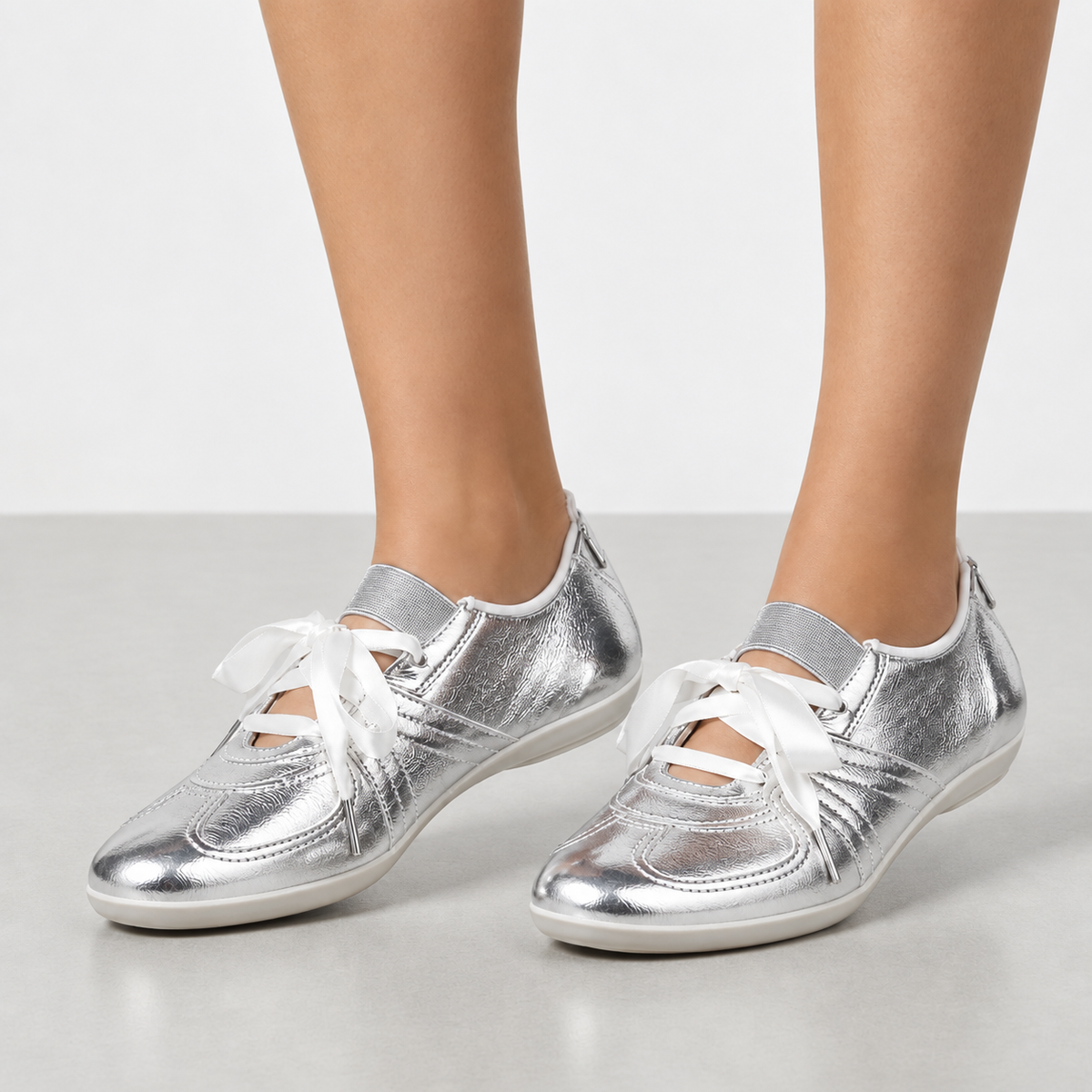 Layla | Ragusa Metallic Ribbon Sneakers