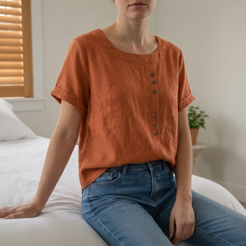 Sarah | Gythio Linen Button-Front Top