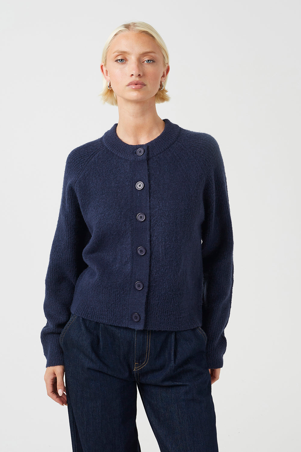 Women's Ribbed Knit Crew Neck Cardigan – Navy