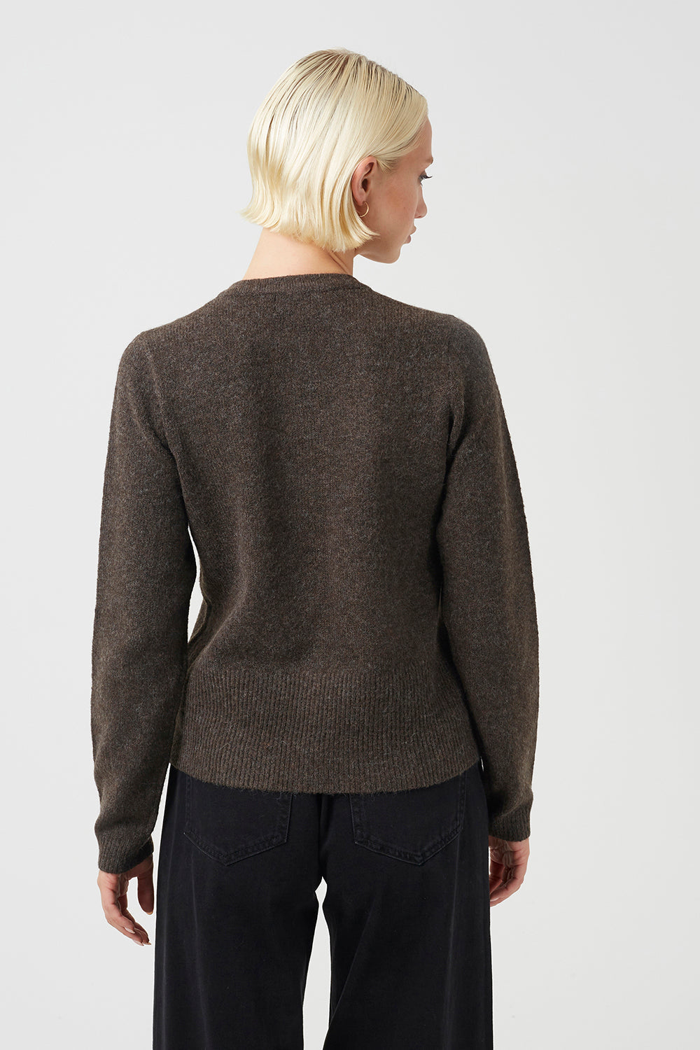 Women's Knit Crew Neck Side-Slit Sweater – detail