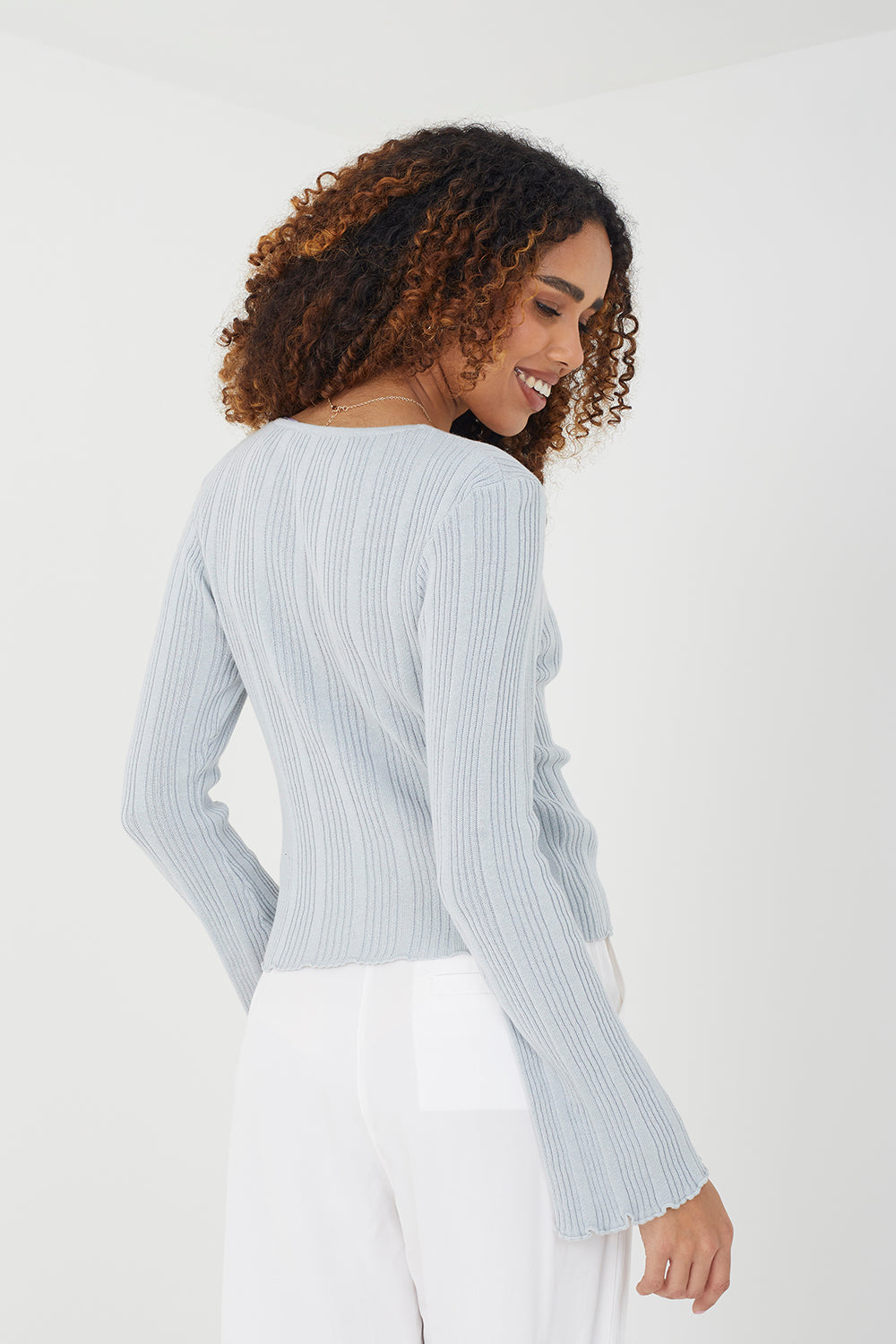 Women's Ribbed Knit Cardigan – detail