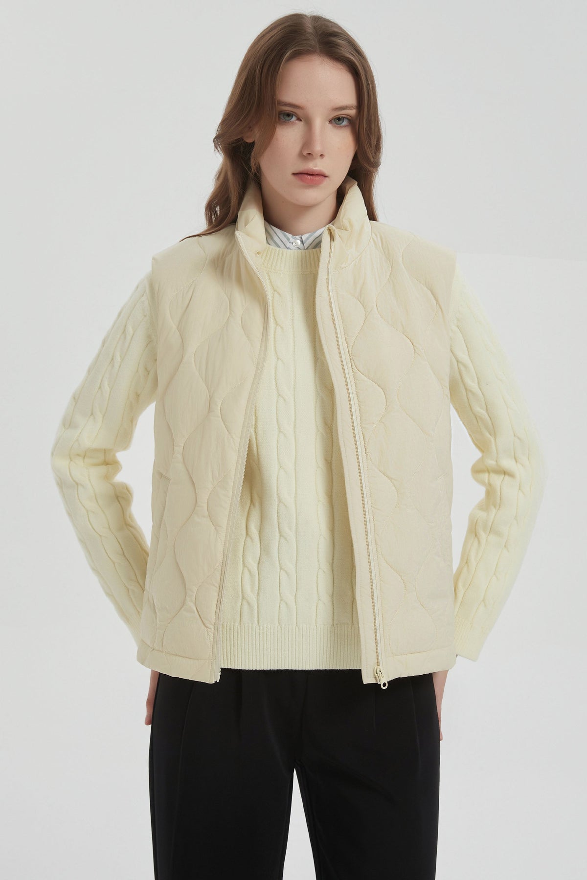 Women's Padded Cropped Zip-Up Lightweight Quilted Jacket – Beige