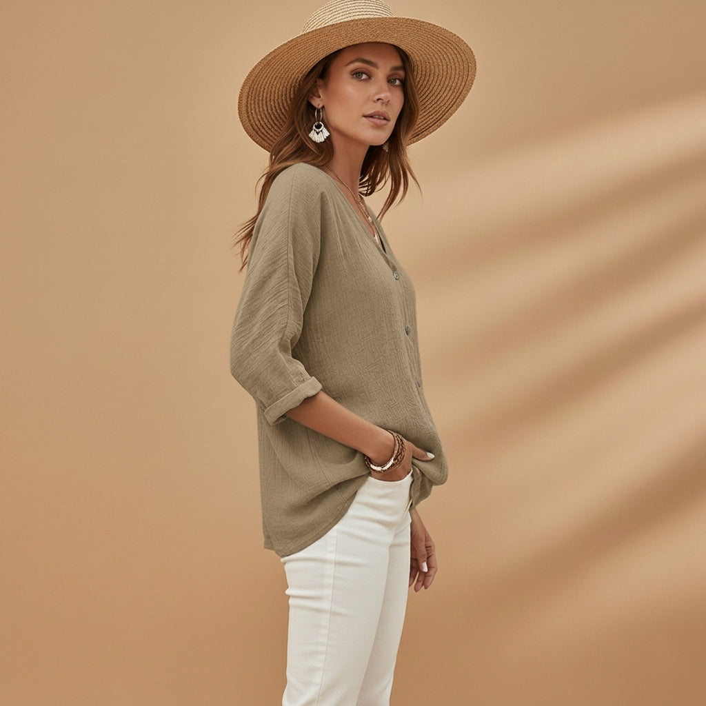 Audrey | Granada V-Neck Tee