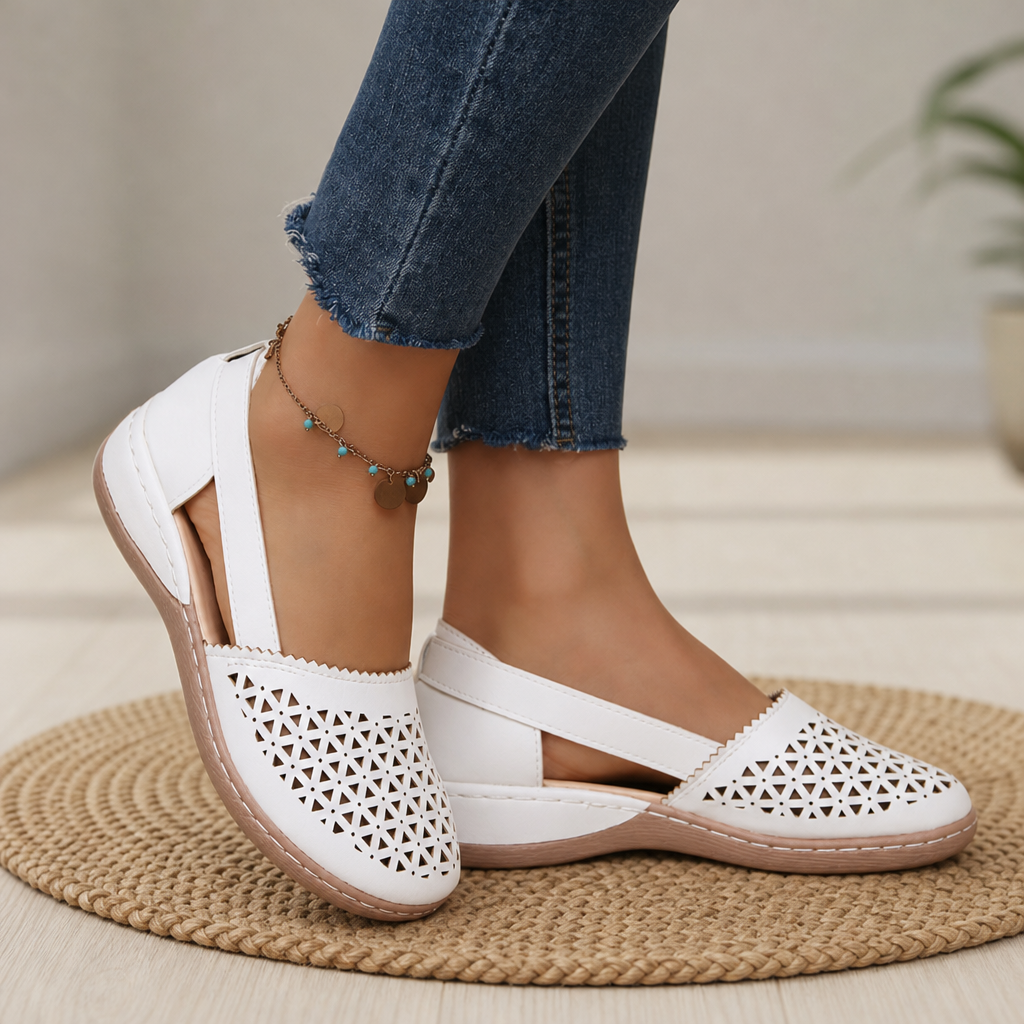 Ava | Urbino Orthopedic Cutout Slip-On Flats