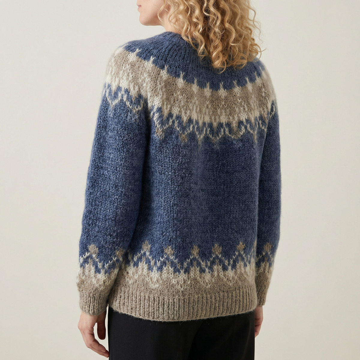 Hannah | Yvonne Soft Knit Pullover