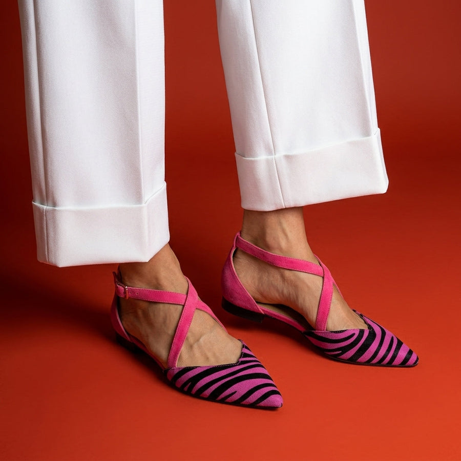 Layla | Naxos Orthopedic Cross-Strap Flats