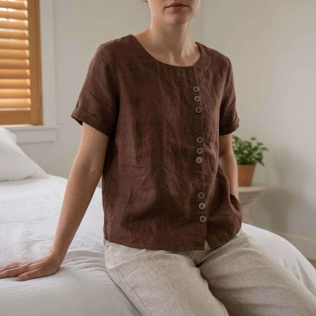 Sarah | Gythio Linen Button-Front Top